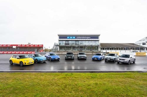 Toyota C-HR+ er finalist til Årets Bil i Danmark 2026