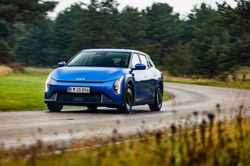 Kia smider prisbombe: Ny elektrisk hatchback giver 625 km rækkevidde til under 300.000 kr.