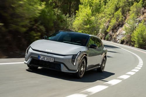 Kia lancerer EV4 til 264.999 kr.